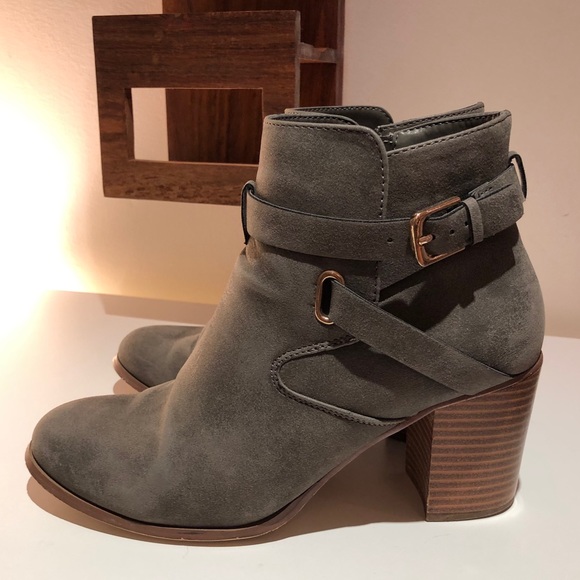 Expression Ankle Booties Size 8 - Picture 2 of 9